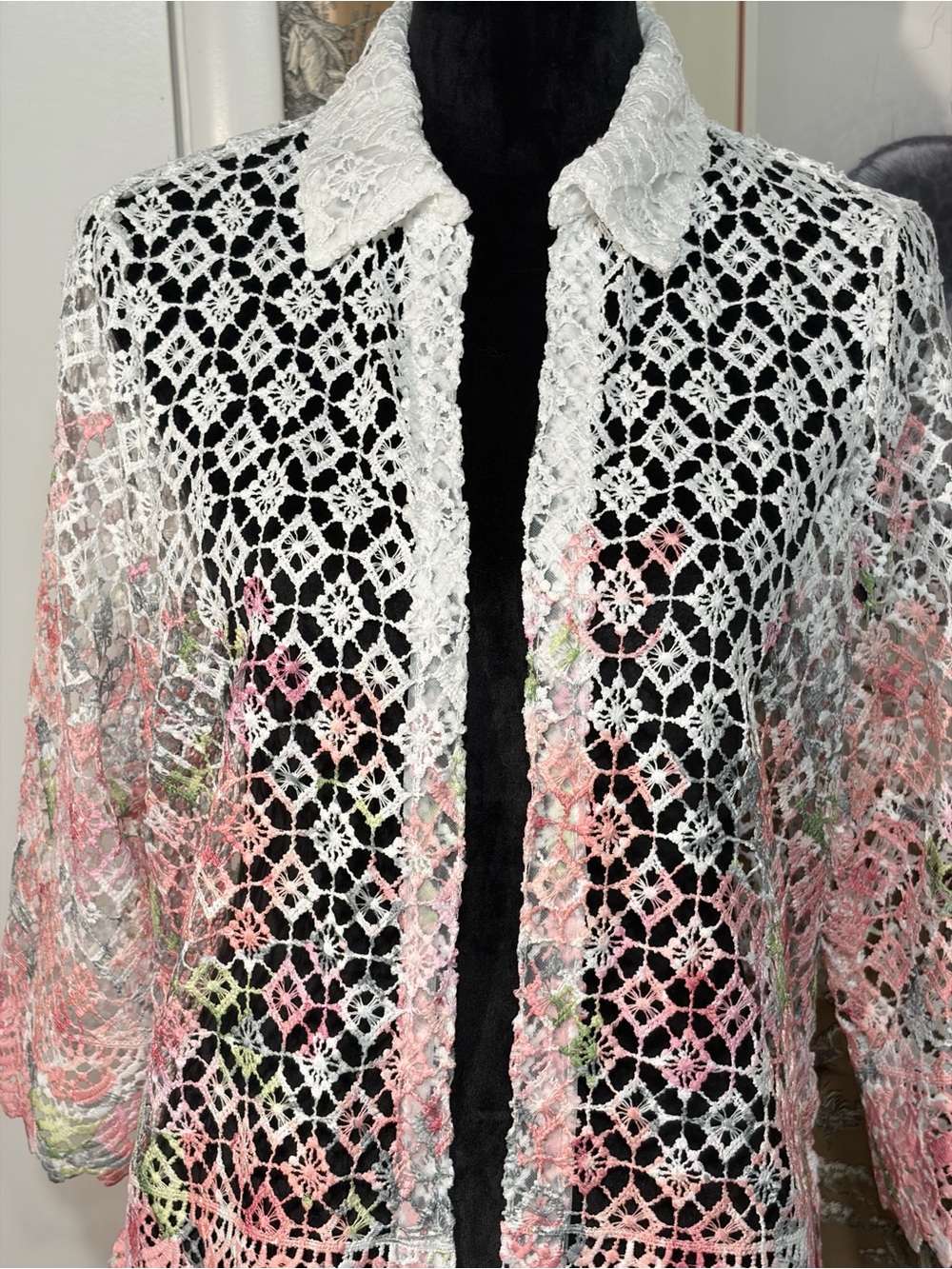 Alfred Dunner White Crochet Lace Open Cardigan